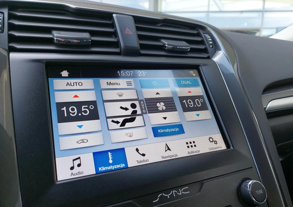 Ford Mondeo cena 82500 przebieg: 74426, rok produkcji 2019 z Chełmek małe 704